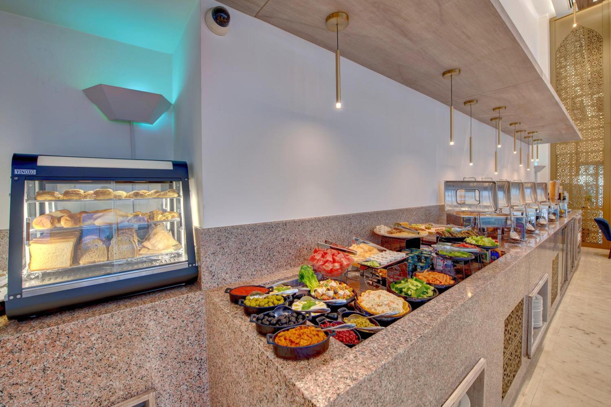 Suha Mina Rashid Hotel Apartments Dubaï Extérieur photo